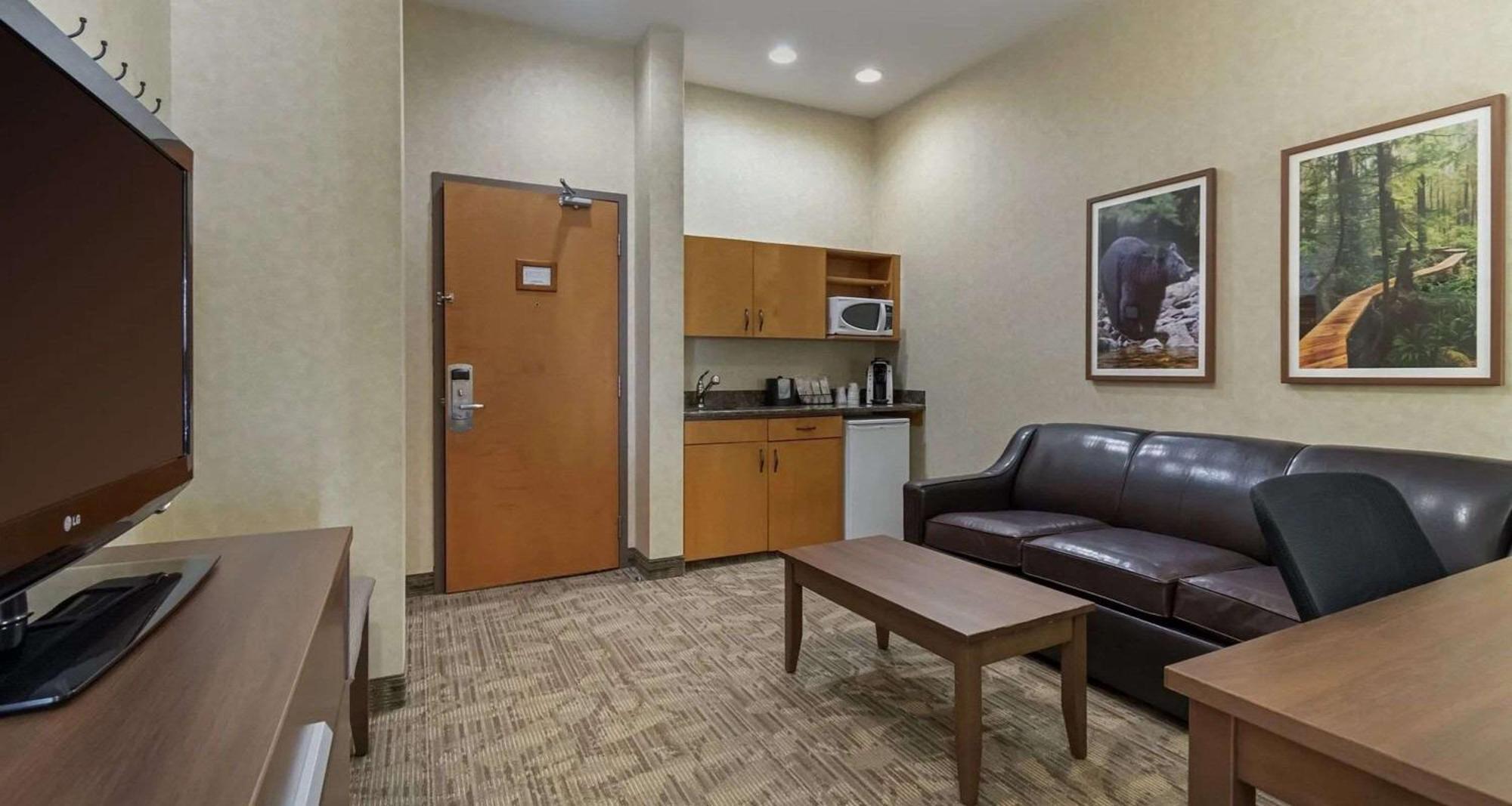 Best Western Plus Valemount Inn & Suites Экстерьер фото