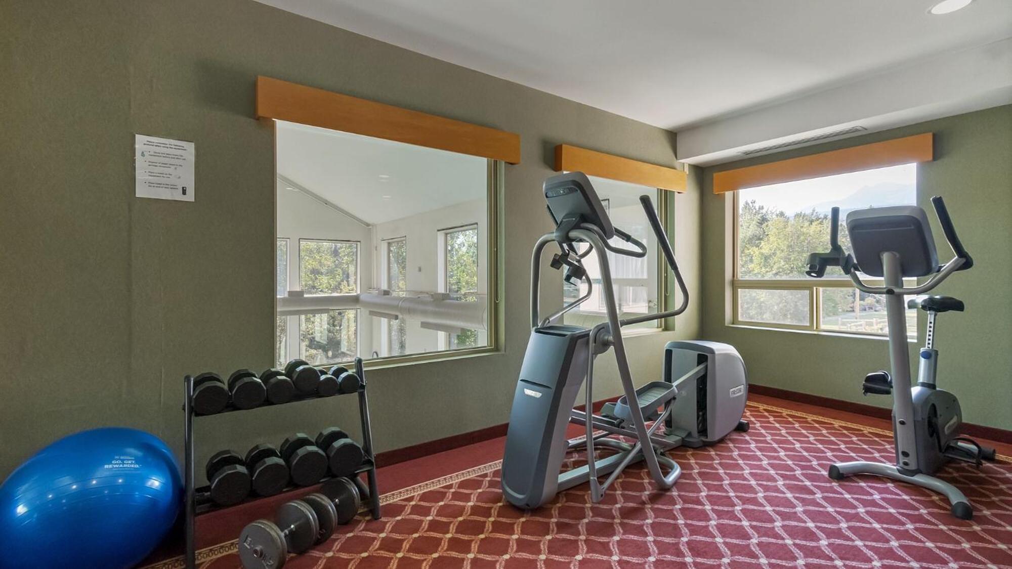Best Western Plus Valemount Inn & Suites Экстерьер фото